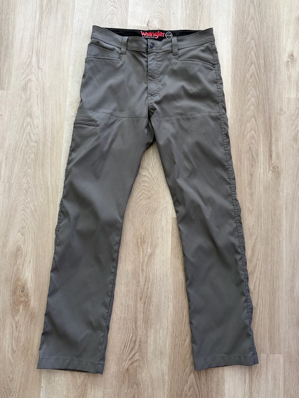 Wrangler ATG Men's Gray Utility Pants 34x32 Camping Hiking Outdoor